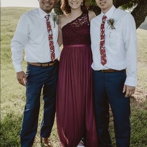 Burgandy Davids Bridal bridesmaid dress size 6